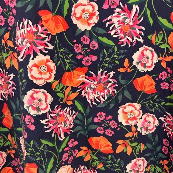 Isaac Mizrahi Live Floral Twofer Top - Picture 6 of 8